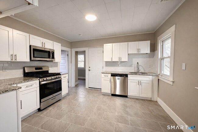 166 Sherman Ave in Meriden, CT - Building Photo - Building Photo