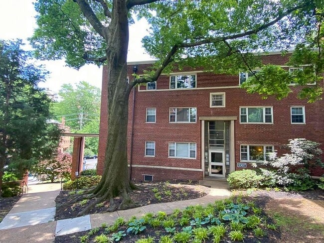 1307 N Ode St in Arlington, VA - Building Photo - Building Photo