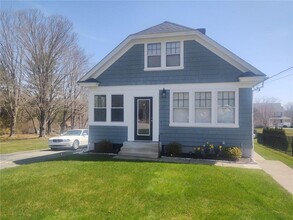 202 Lincoln St in Seekonk, MA - Foto de edificio - Building Photo