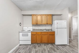 10224 Lord Dr in St. Louis, MO - Building Photo - Building Photo