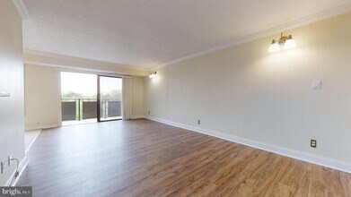 3100 S Manchester St in Falls Church, VA - Foto de edificio - Building Photo