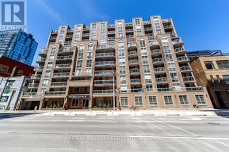 330 Adelaide St E in Toronto, ON - Building Photo - Building Photo
