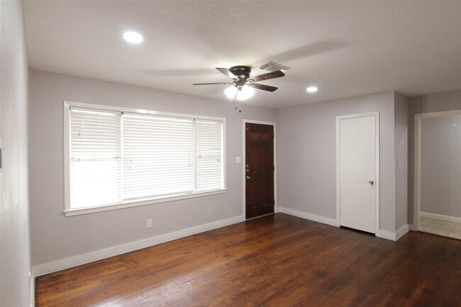 property at 7941 Longridge Dr
