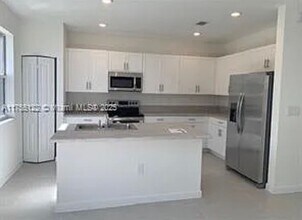 2605 SE 11th Ct in Homestead, FL - Building Photo - Building Photo