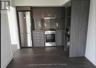 219 Dundas St E in Toronto, ON - Building Photo - Building Photo