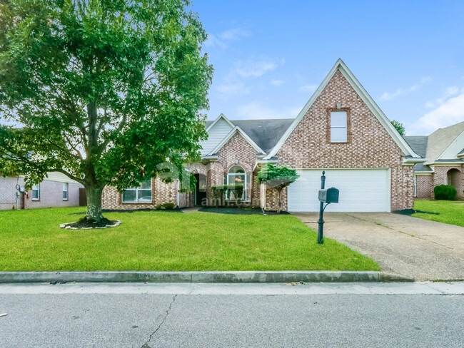 property at 1485 Winburg Cove