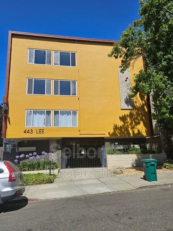 property at 443 Lee St