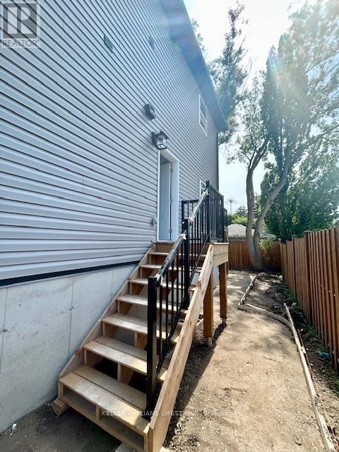 property at 178-178 Woodward Ave