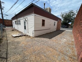 109-111 N 5th St E in Riverton, WY - Building Photo - Building Photo