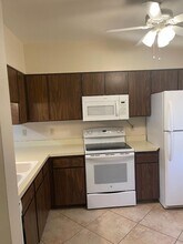 897 S Pantano Pkwy in Tucson, AZ - Building Photo - Building Photo