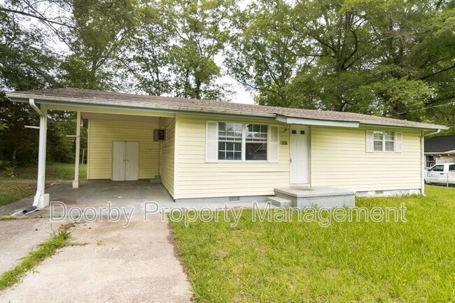 8325 Oak Dr in Chattanooga, TN - Building Photo - Building Photo