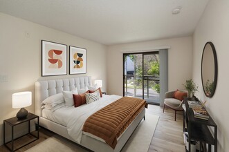 Croft Plaza Apartments in Los Angeles, CA - Building Photo - Building Photo