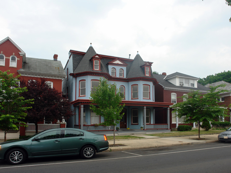 113 Broadway in Hagerstown, MD - Foto de edificio