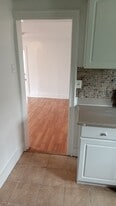 39 E 4th St, Unit Apt 2 in Mount Vernon, NY - Building Photo