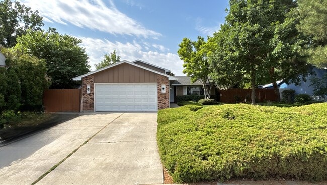 property at 8809 W Donnybrook Dr