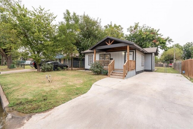 property at 802 SE 50th St