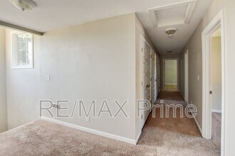 304 Old Point Ave in Hampton, VA - Foto de edificio - Building Photo
