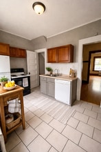 1730 E 5th St in Duluth, MN - Building Photo - Building Photo