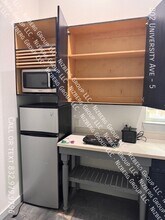 802 University Ave in Huntsville, TX - Foto de edificio - Building Photo