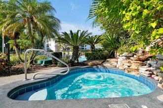 ARIUM Valencia Gardens in Orlando, FL - Foto de edificio - Building Photo