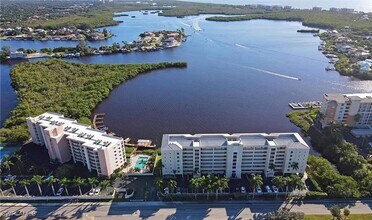 4895 Bonita Beach Rd SW in Bonita Springs, FL - Building Photo - Building Photo