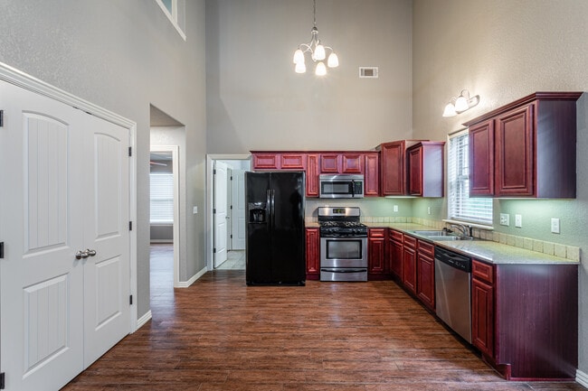 Willowbrook Duplexes in Fort Smith, AR - Building Photo - Interior Photo