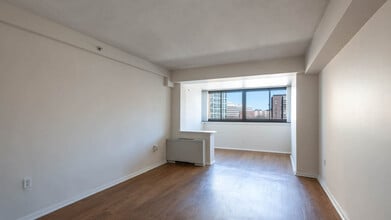 Emerson Place in Boston, MA - Building Photo - Building Photo