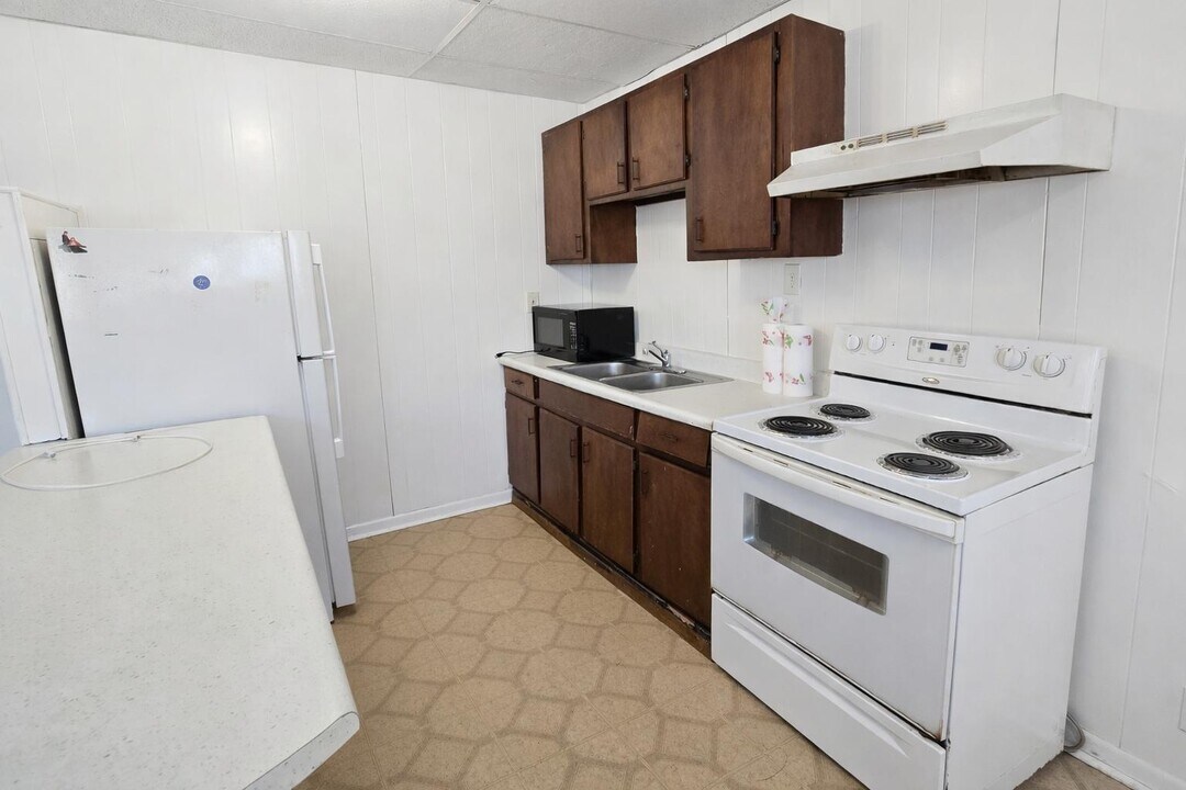 315 Gaiety Ln in San Antonio, TX - Building Photo