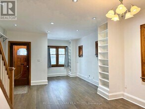 56 Highfield Rd in Toronto, ON - Building Photo - Building Photo