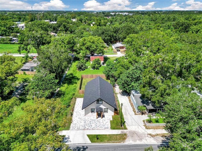 600 N Lakewood Ave in Ocoee, FL - Building Photo - Building Photo
