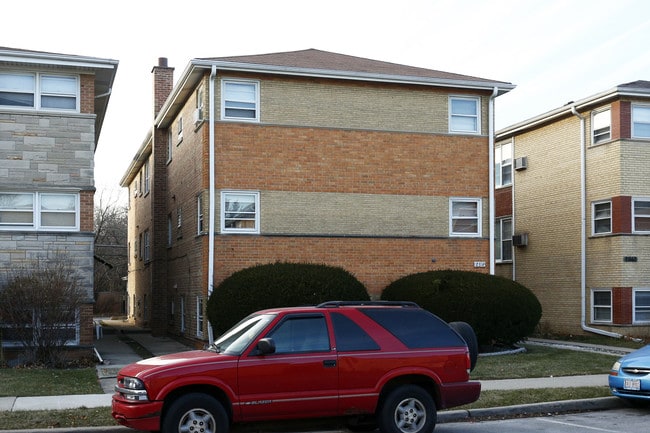 2314 S 17th Ave in Riverside, IL - Building Photo - Building Photo