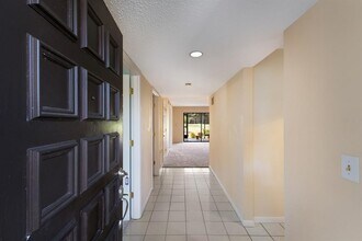 4564 Longwater Chase in Sarasota, FL - Building Photo - Building Photo