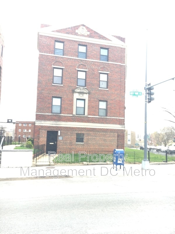 property at 80 New York Ave NW