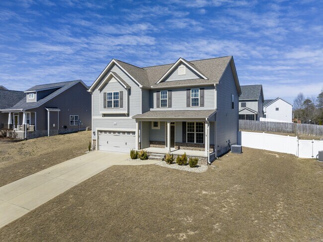 223 Samuel Nicholas Dr in Cameron, NC - Building Photo - Building Photo