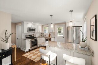 51 Chapel St, Unit 1 in Norwood, MA - Building Photo - Building Photo