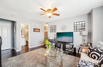 11415 Northam Dr in Tomball, TX - Building Photo - Building Photo