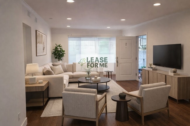 1057 S Sherbourne Dr in Los Angeles, CA - Building Photo - Building Photo