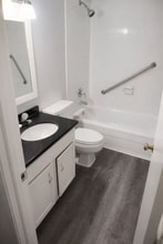 2810 Carriage Dr in Winston-Salem, NC - Building Photo - Building Photo