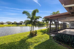 13654 Whippet Way W in Delray Beach, FL - Building Photo
