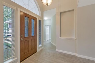 26 Hidden Meadow Dr in Spring, TX - Building Photo - Building Photo