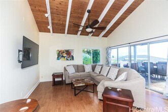 1399 Nanialii St in Kailua, HI - Building Photo - Building Photo