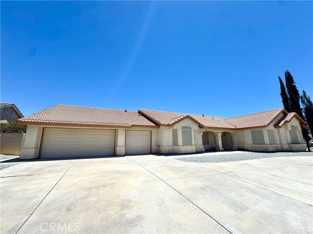 property at 12789 Yorkshire Dr