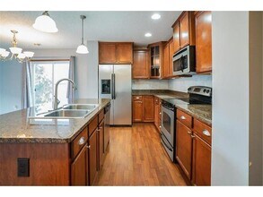 15574 60th Ave N in Minneapolis, MN - Building Photo - Building Photo
