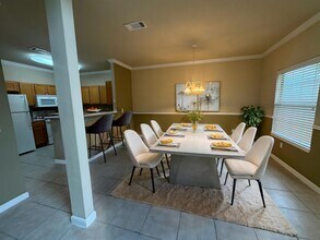 6160 Eckhert Rd in San Antonio, TX - Building Photo - Building Photo