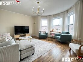 11 Euston St, Unit 2 in Brookline, MA - Building Photo