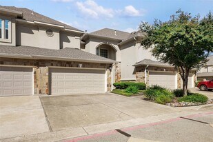 1101 E Parmer Ln in Austin, TX - Building Photo