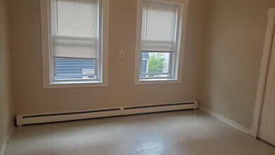 51 Parker St in Chelsea, MA - Building Photo - Building Photo