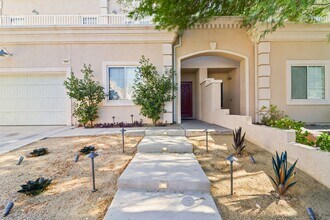 5096 Thunder River Cir in Las Vegas, NV - Building Photo - Building Photo