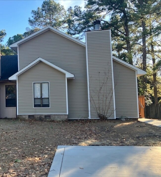 857 Danish Dr in Fayetteville, NC - Foto de edificio - Building Photo