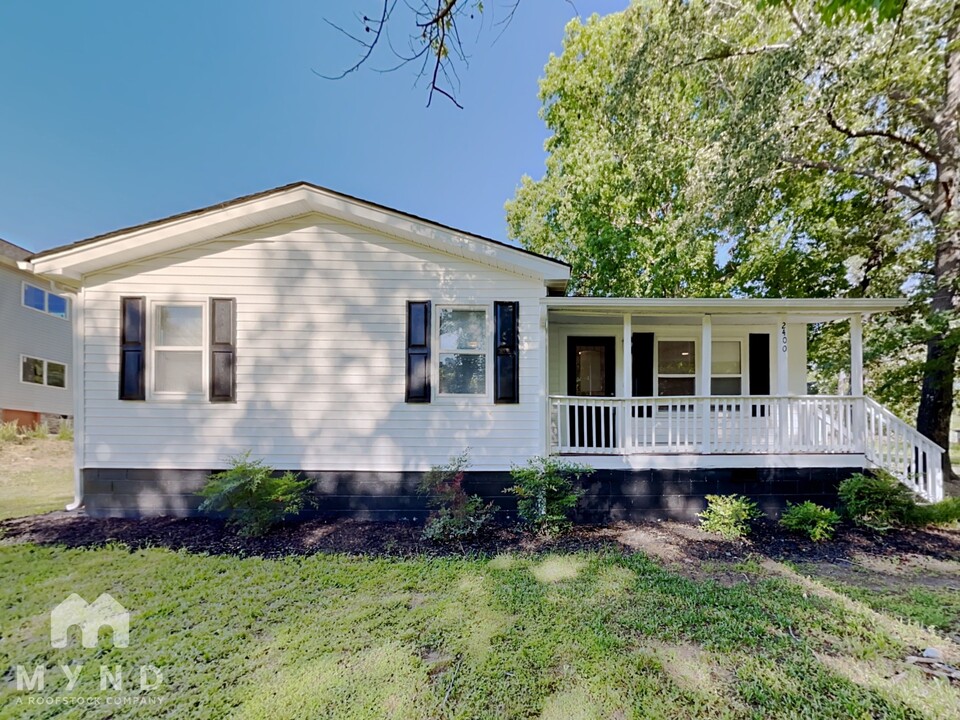 2400 Dorety Pl in Raleigh, NC - Building Photo